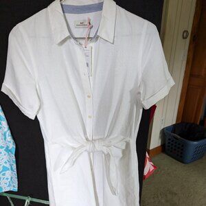 Vineyard Vines white dress, ladies 10, nwt